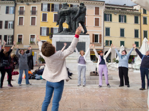 Ridere. E diffondere Pace. Divertimento